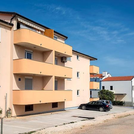 Apartment Frlan Ližnjan Buitenkant foto