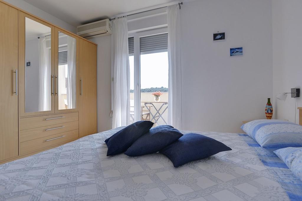 Apartment Frlan Ližnjan Buitenkant foto