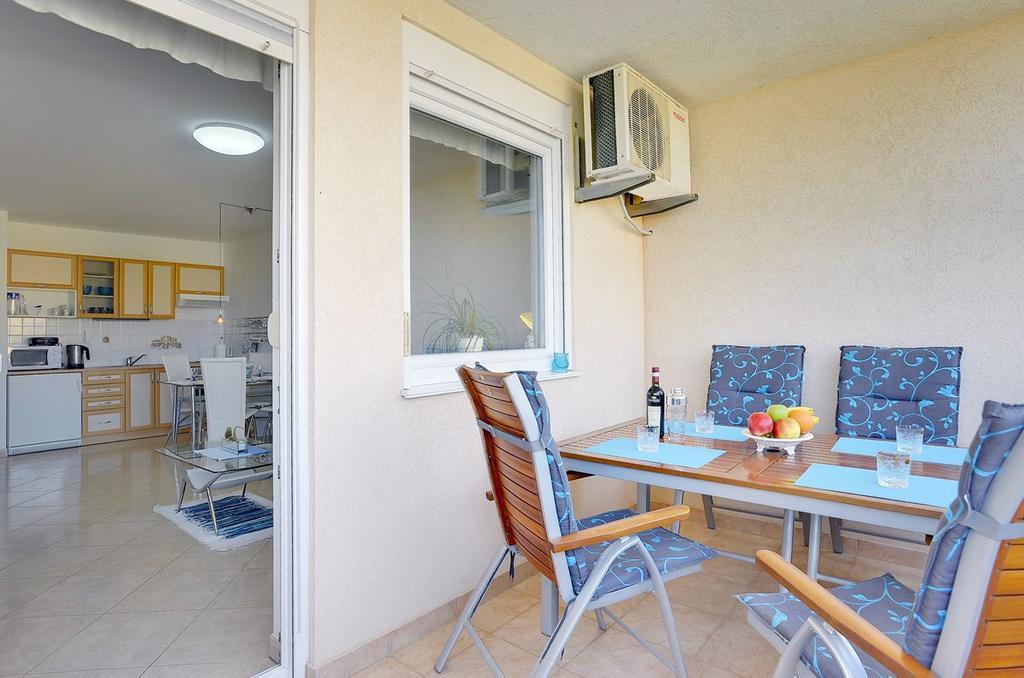 Apartment Frlan Ližnjan Buitenkant foto