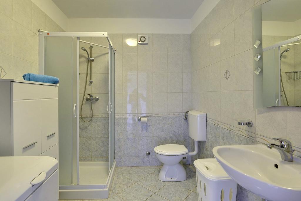 Apartment Frlan Ližnjan Buitenkant foto
